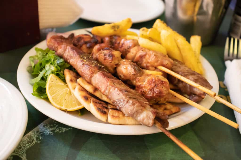 סובלקי אוכל בקפריסין
