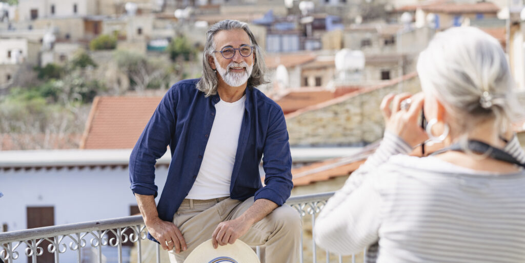 תושבות בקפריסין החיים הטובים השקעה בחול